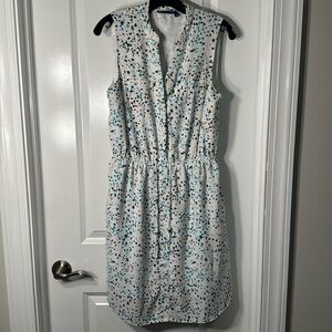 APT. 9 White Dress. Size medium.